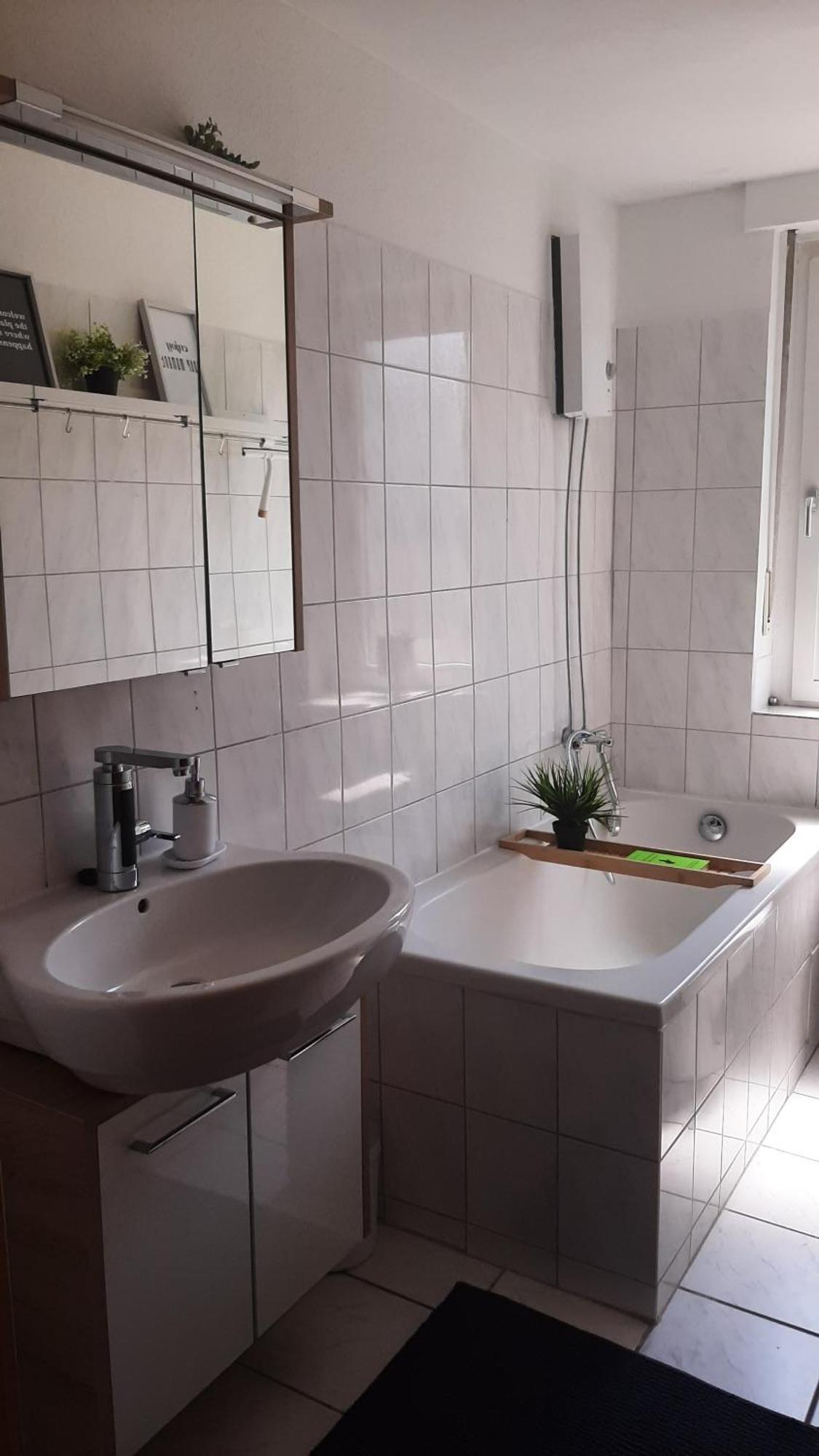 Gockel Homes 1 - Zentral Mit Balkon & Netflix Essen Eksteriør bilde